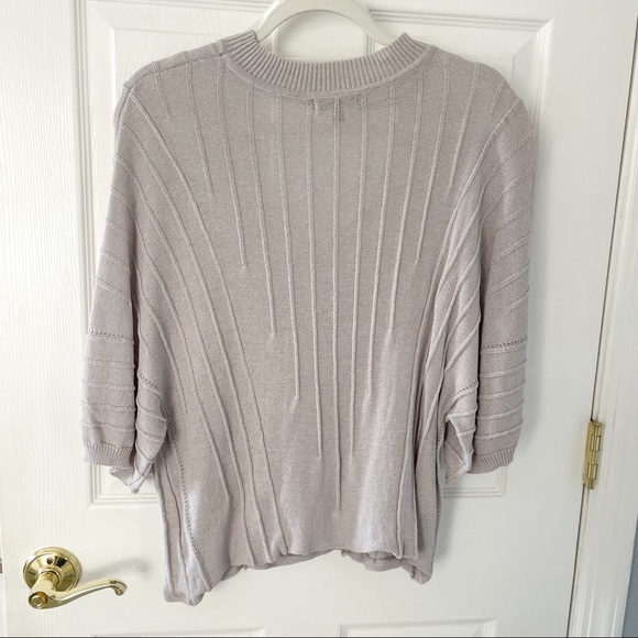 NWOT Gray V Neck Cutout Knit Top - Picture 4 of 4